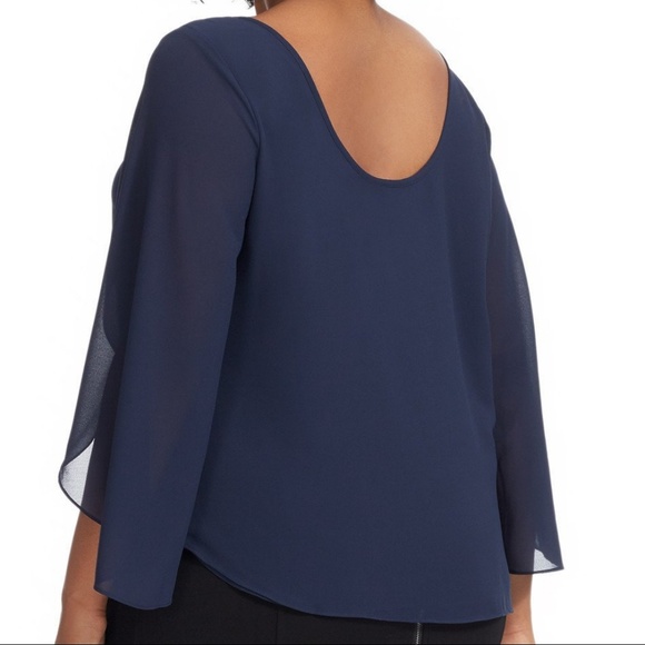 ❗5 For $2️⃣5️⃣ Bundle Sale❗️ Split-Sleeve Chiffon Blouse In Navy - Picture 3 of 3
